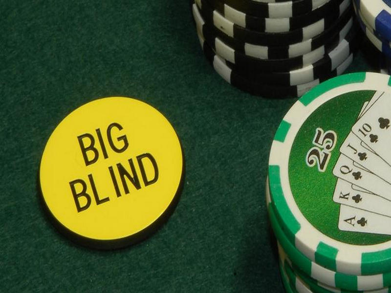 Blinds trong Poker là gì? Quy tắc sử dụng Blind trong Poker