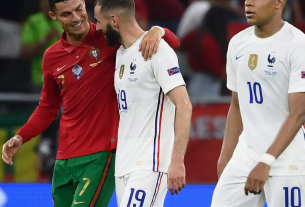 Lộ nghi vấn Ronaldo 'chỉ đạo' Benzema đá ma giúp BĐN vào vòng 1/8 Euro 2021