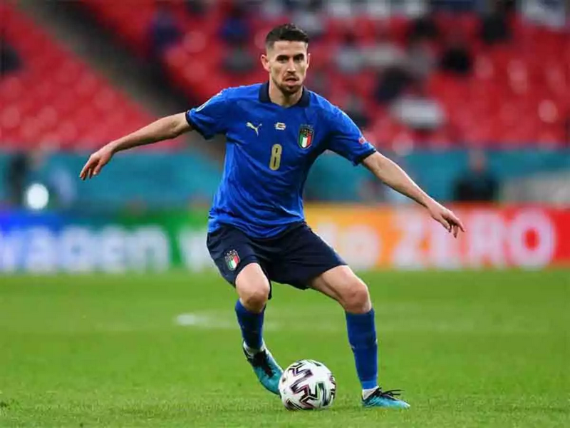 Giúp Italia giành tấm vé vào chung kết EURO 2020, Jorginho được đề cử Quả Bóng Vàng 1