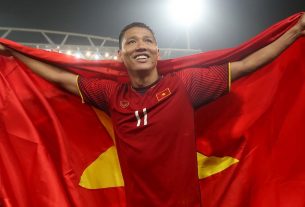 Nguyễn Anh Đức đủ tiêu chuẩn để thành HLV trưởng tại V-League