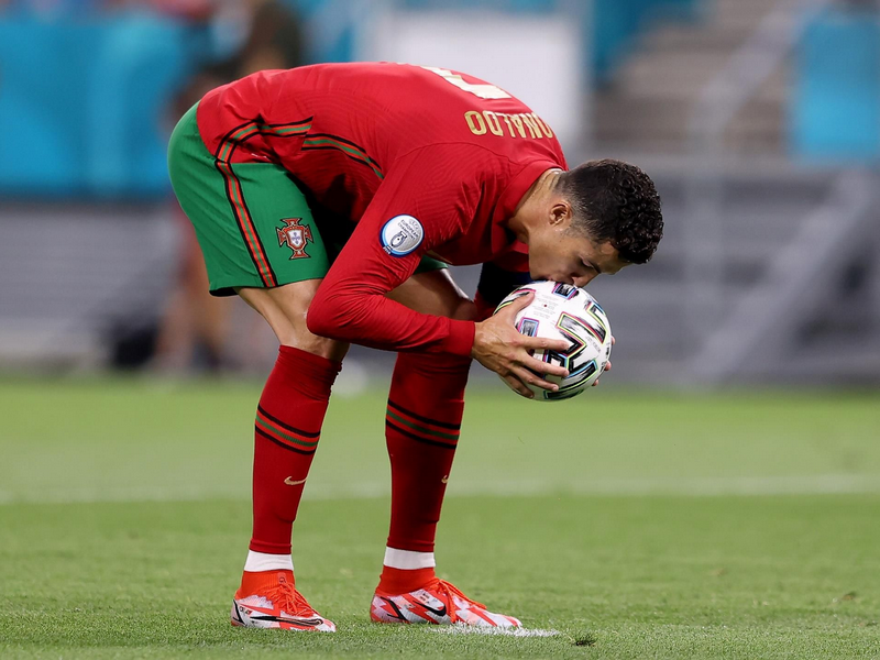 Tâm thư xúc động của Ronaldo sau khi kết thúc hành trình Euro 2021 1