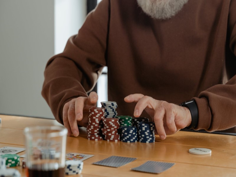 Hướng dẫn cách chơi tournament freeroll trong poker