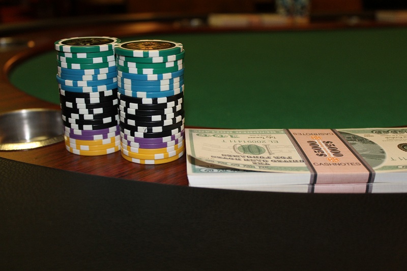 Lối chơi Poker nào mang lại lợi nhuận cao hơn?