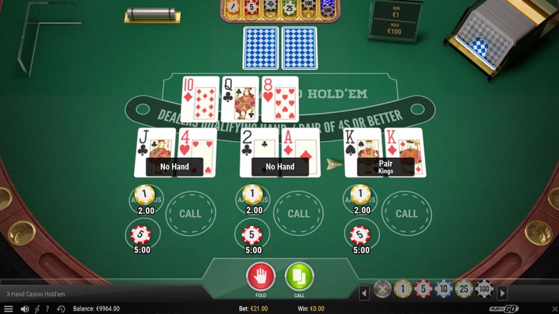 So bài và trả thưởng poker cho người chơi