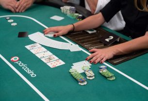 Tìm hiểu các dạng cược trong poker